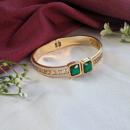 18K Gold Plated Emerald Elegance Bracelet (Anti Tarnish)