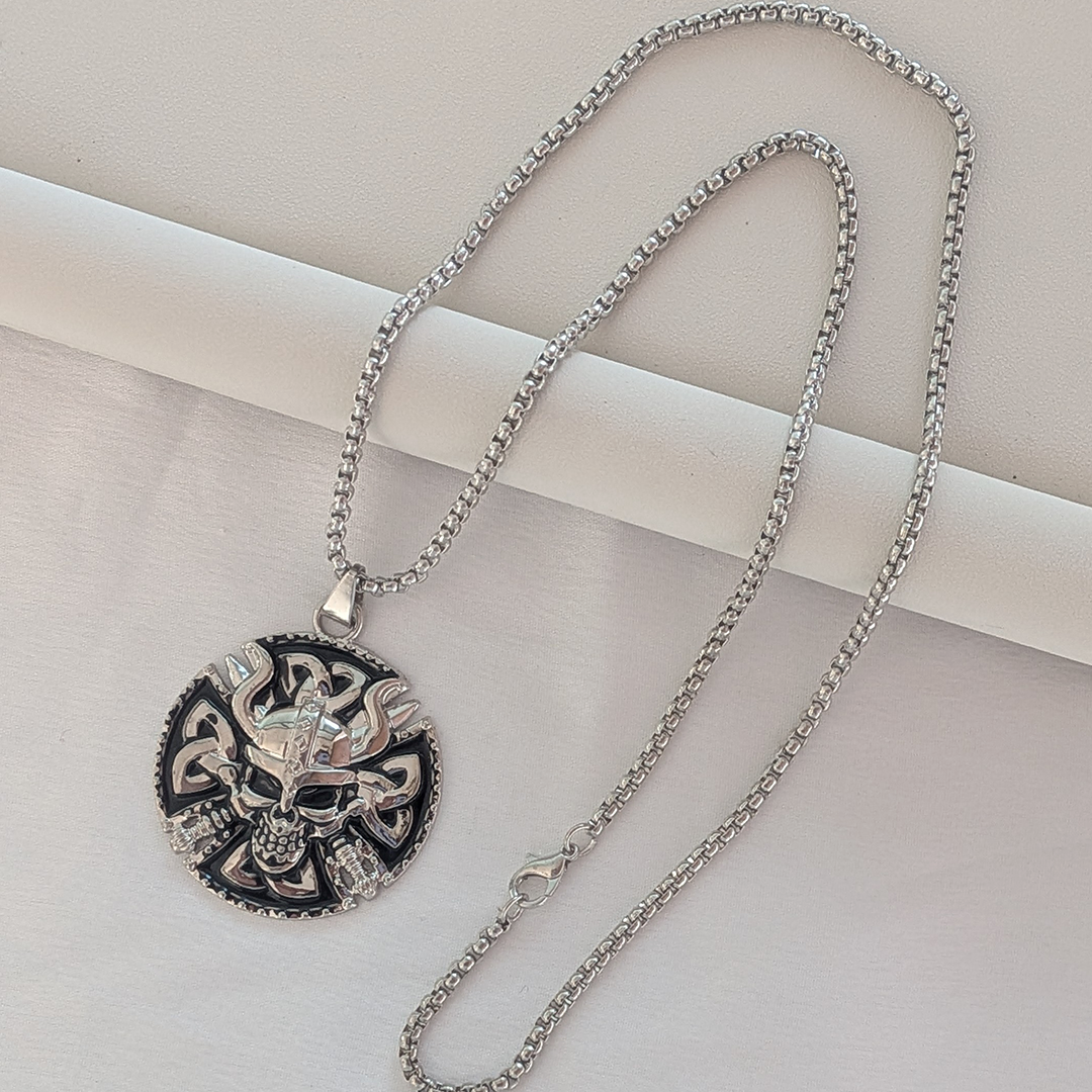 Skull Pirate Emblem Pendant For Men