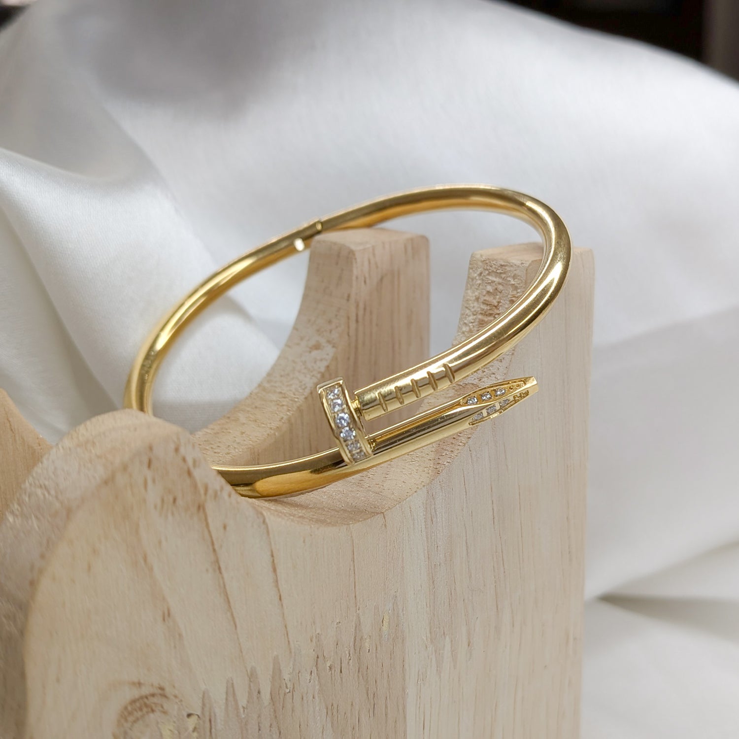 18K Gold Plated Nail With American Diamond Bracelet (Anti Tarnish)