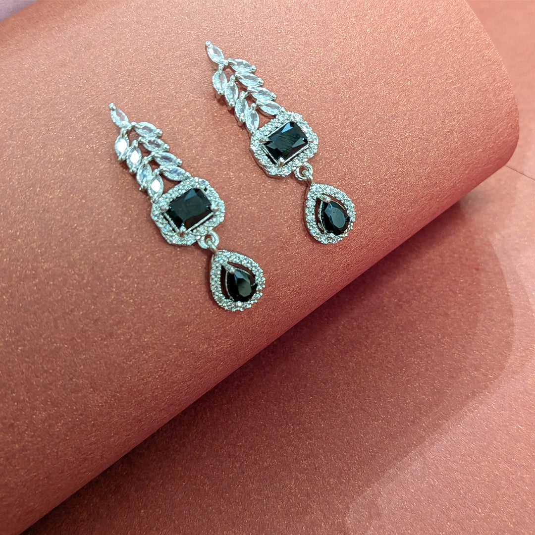 AD Luxe Square & Teardrop Gemstone Necklace With Matching Earrings For Women