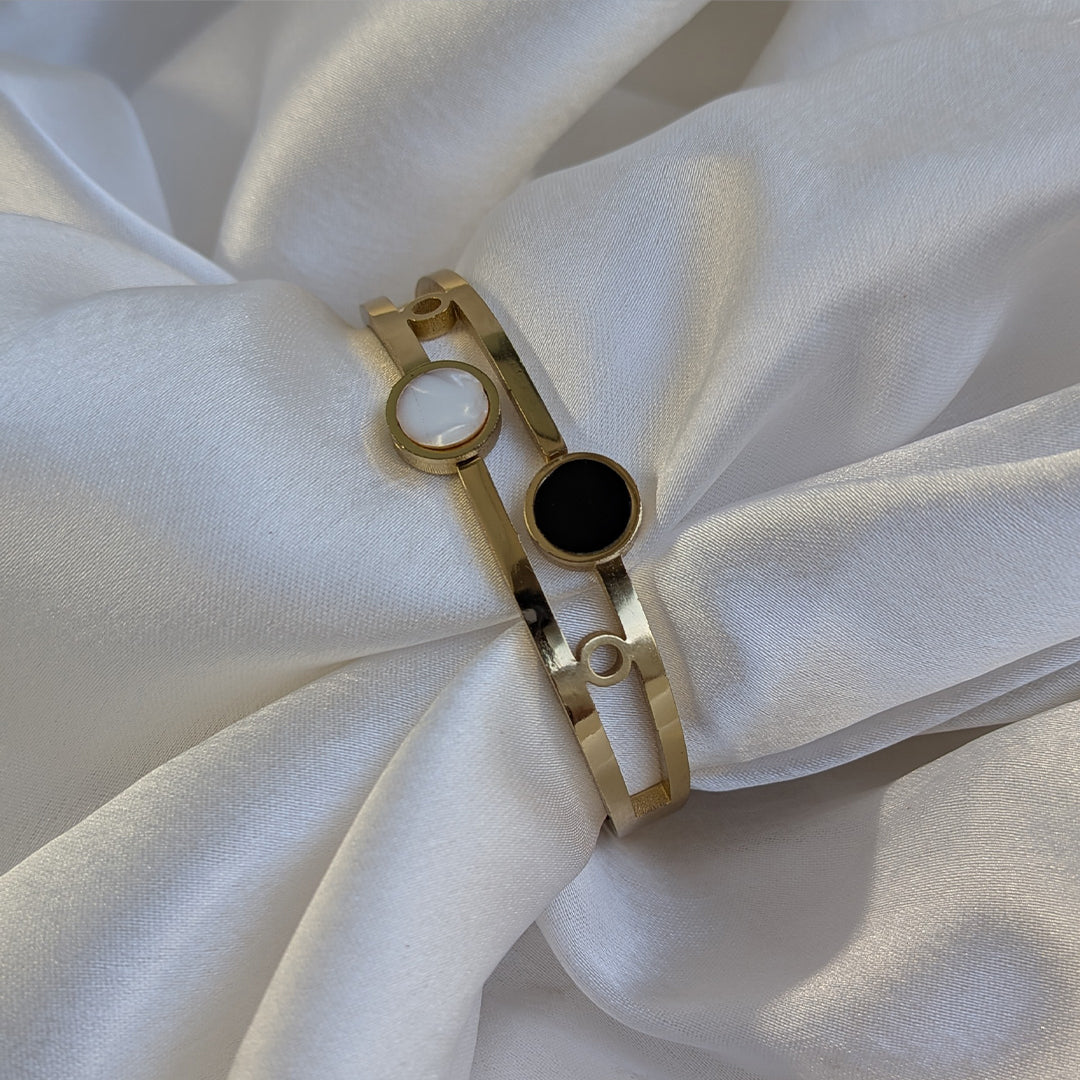 Gold Plated Dual White & Black Enamel Round Stone Bracelet For Girls & Women