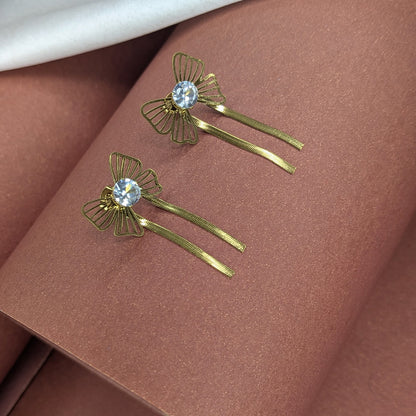 Gold Plated Bow Design Crystal Pendant & Earring Set for Women