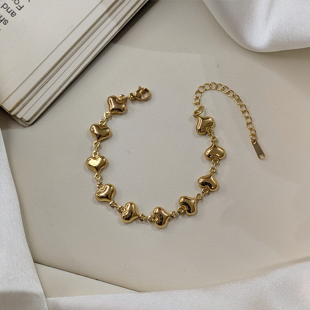 Gold Finish Twinkling Heart Link Chain Bracelet For Girls & Women (Anti-Tarnish)