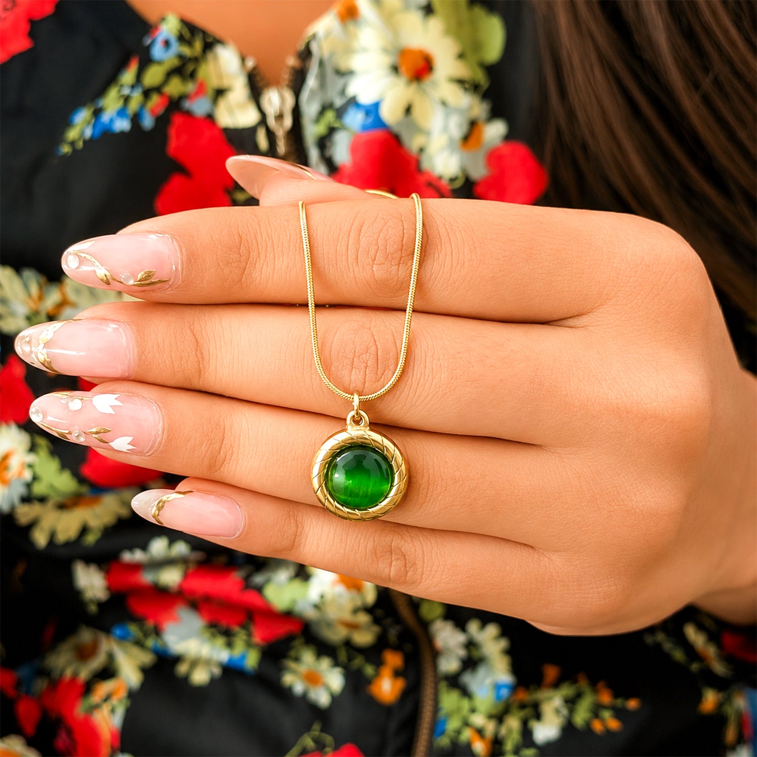 Modern Classic Round Stone Pendant For Girls & Women