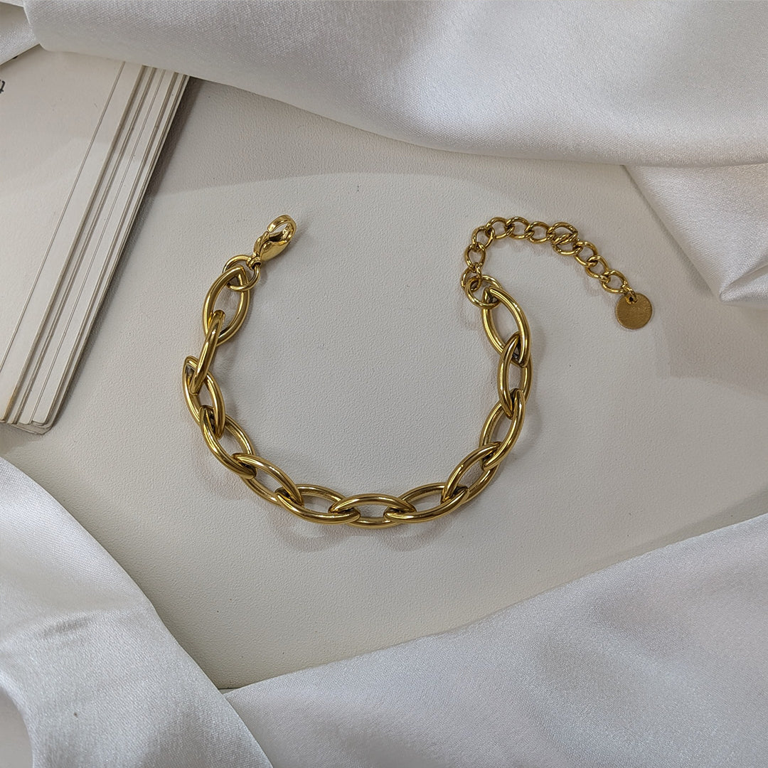 Gold Plated Stylish Coach C Link Bracelet For Girls & Women (Anti-Tarnish)