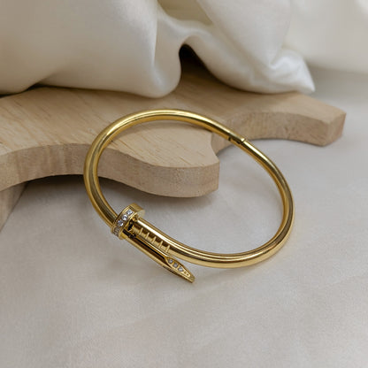 18K Gold Plated Nail With American Diamond Bracelet (Anti Tarnish)