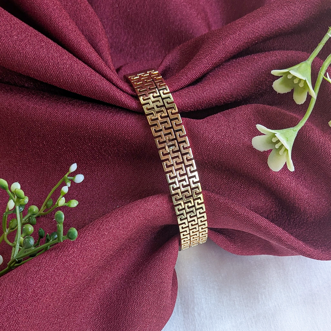 18K Gold-Plated Luxe Geometric Bracelet (Anti Tarnish)