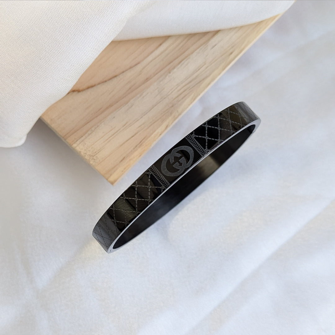 Luxury Gucci Brand Inspired Designer Geometric Engraved Stainless Steel Bracelet For Men