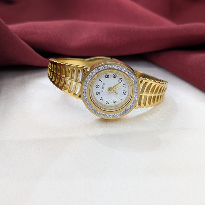 Classic Analog AD Studded Bloom Design Band Bracelet Watch For Girls & Women