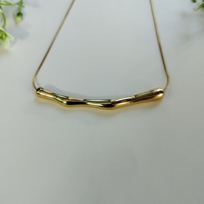 18K Gold Plated Serenity Flow Pendant (Anti Tarnish)
