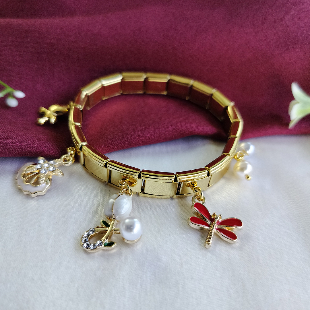 Enchanted Dreams Charm Bracelet ( Anti Tarnish)