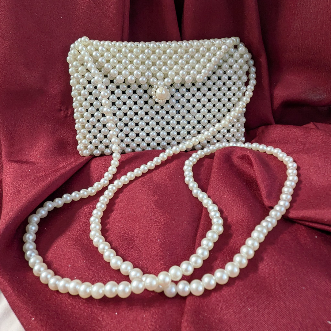 White Acrylic Pearl Beaded Chain Shoulder Bag for Women