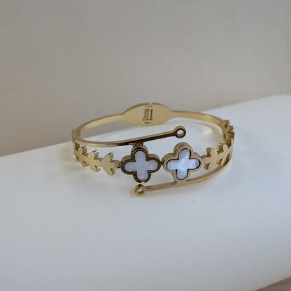Gold Finish White Clover With Leaf Design Bracelet For Girls & Women