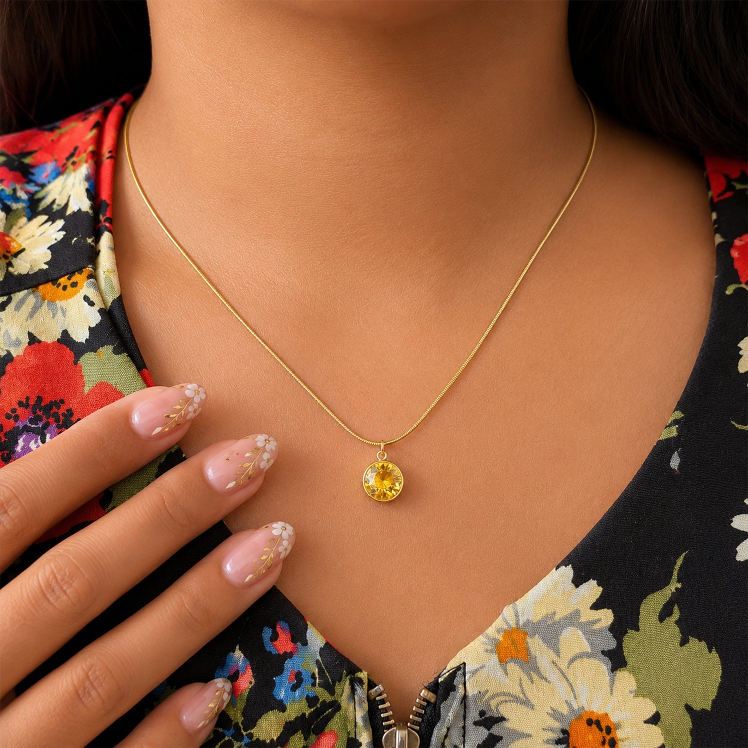 Luxury Emerald Round Crystal Stone Pendant for Girls & women