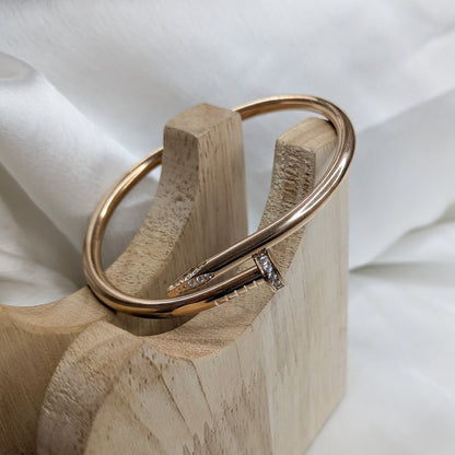 18K Gold Plated Nail With American Diamond Bracelet (Anti Tarnish)
