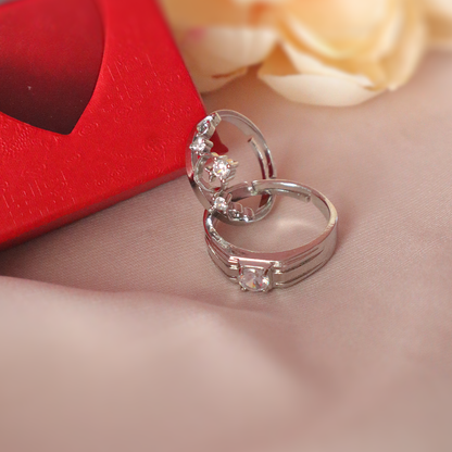 Romantic Vintage-Style Solitaire Couple Rings
