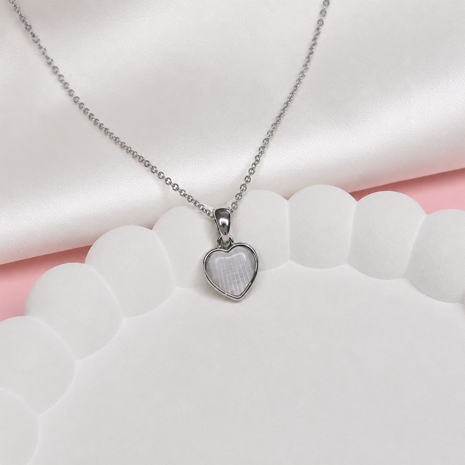 Sweetheart Pendant Necklace for Women & Girls (Anti Tarnish)