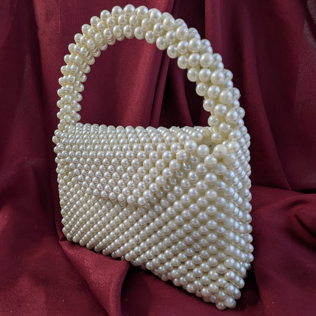 Elegant White Pearl-Embellished Evening Handbag for Women