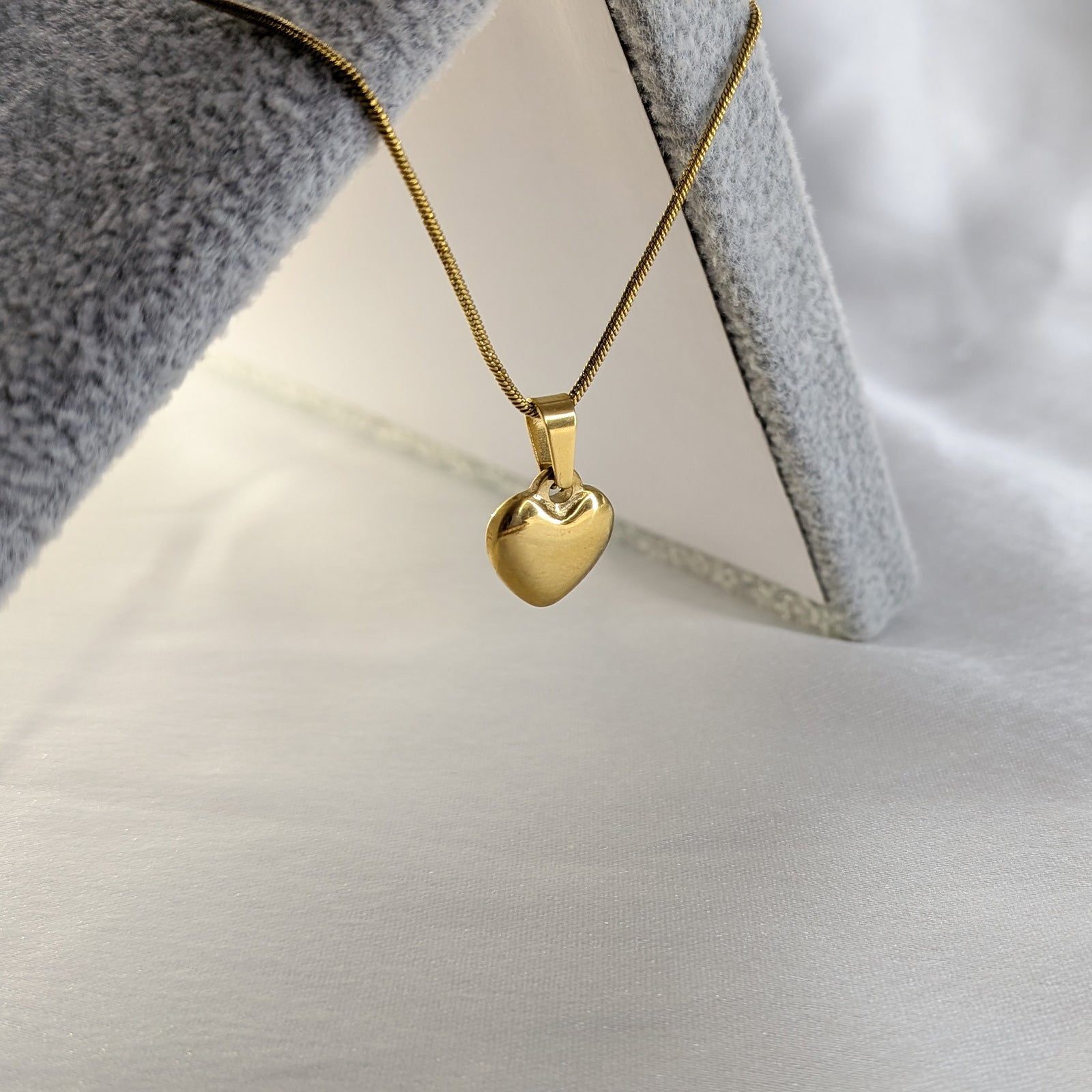 18k Gold Plated Minimal Heart Charm Pendant for Women & Girls