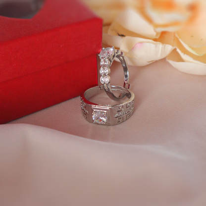 Unity Shine Solitaire Couple Rings