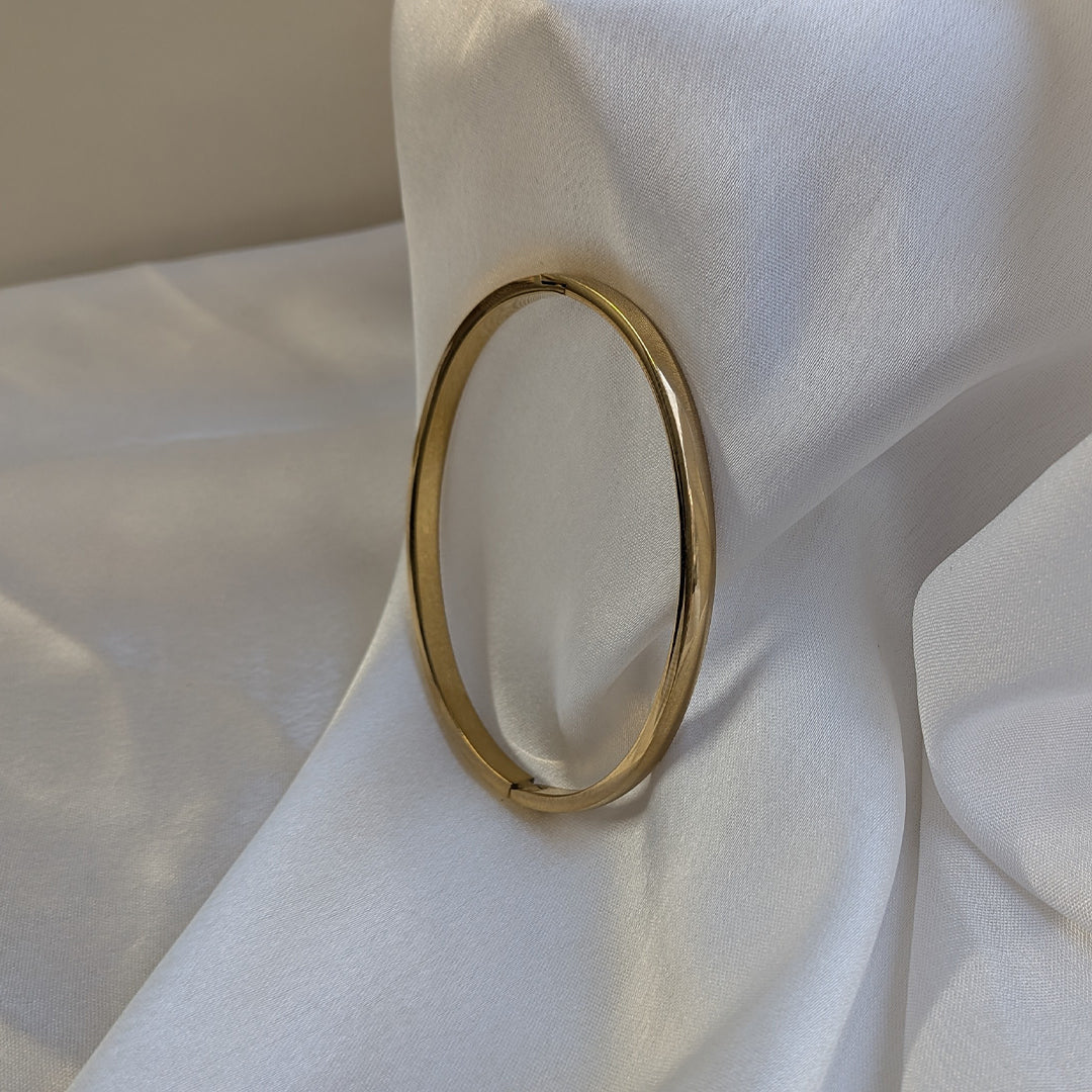 Stainless Steel Gold Plated Plain Bracelet For Girls & Women