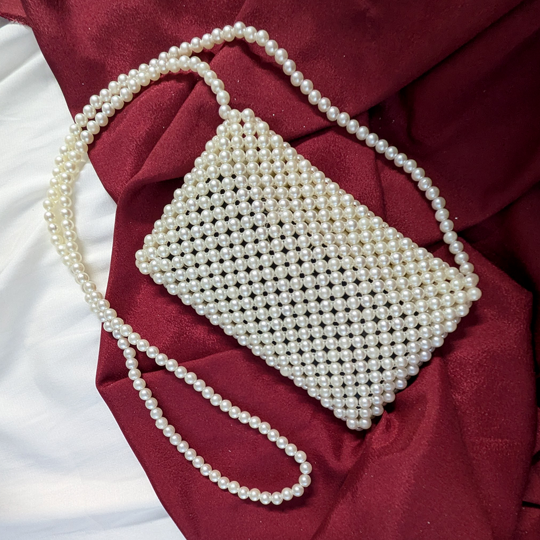 White Acrylic Pearl Beaded Chain Shoulder Bag for Women