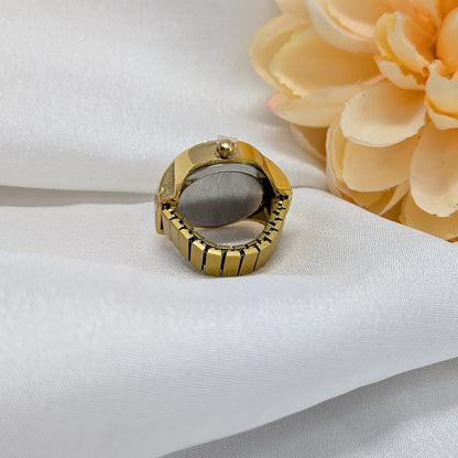 Elegant Round Quartz Finger Watch with American Diamond for Men & Women