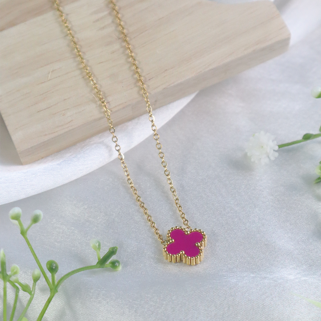 Enamel Clover Pendant Necklace ( Anti-Tarnish )