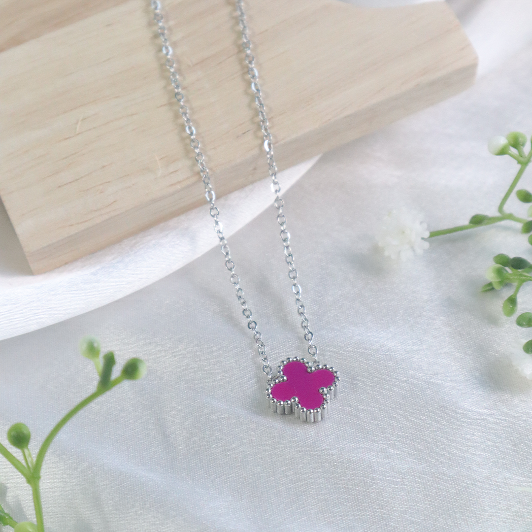 Enamel Clover Pendant Necklace ( Anti-Tarnish )