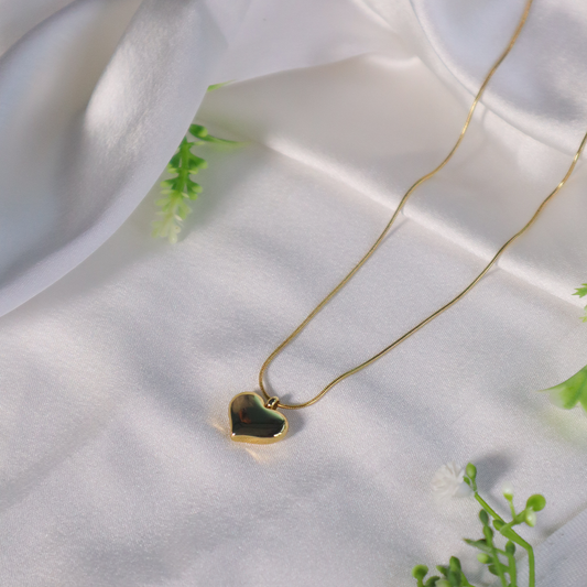 18K Gold Plated Reverie Heart Necklace ( Anti Tarnish )