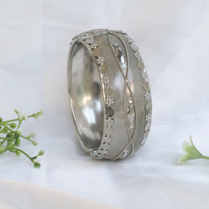 Oxidised Floral Motif Hinged Kada