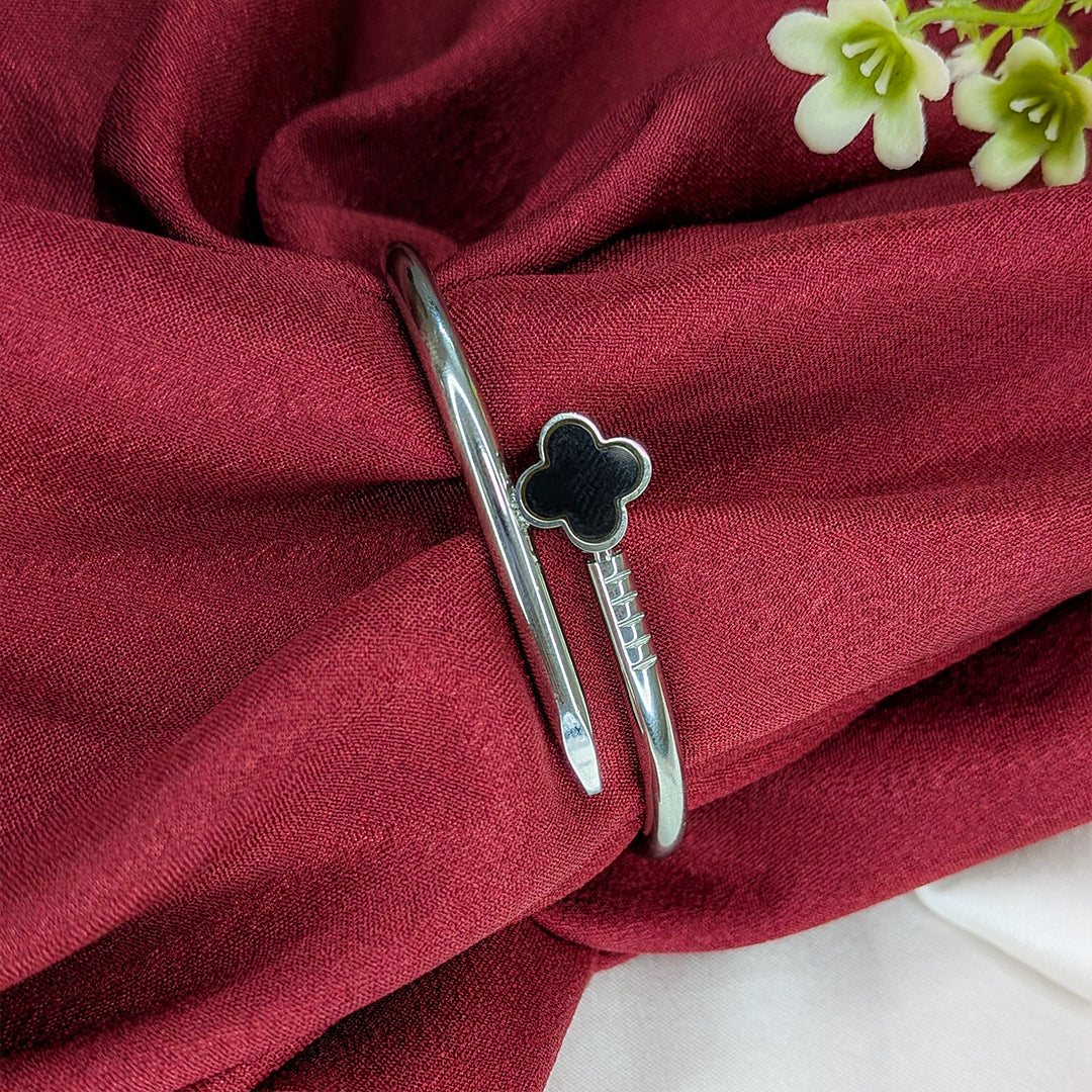 Elegant Nail Design Bracelet With Floral Black Enamel Charm For Girls & Women