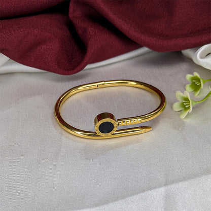 Elegant Nail Design Bracelet with Black Enamel Round Charm for Girls & Women