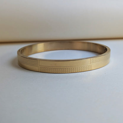 Gold Plated Luxury Grid Pattern Engraved Designer Stainless Steel Bracelet For Men