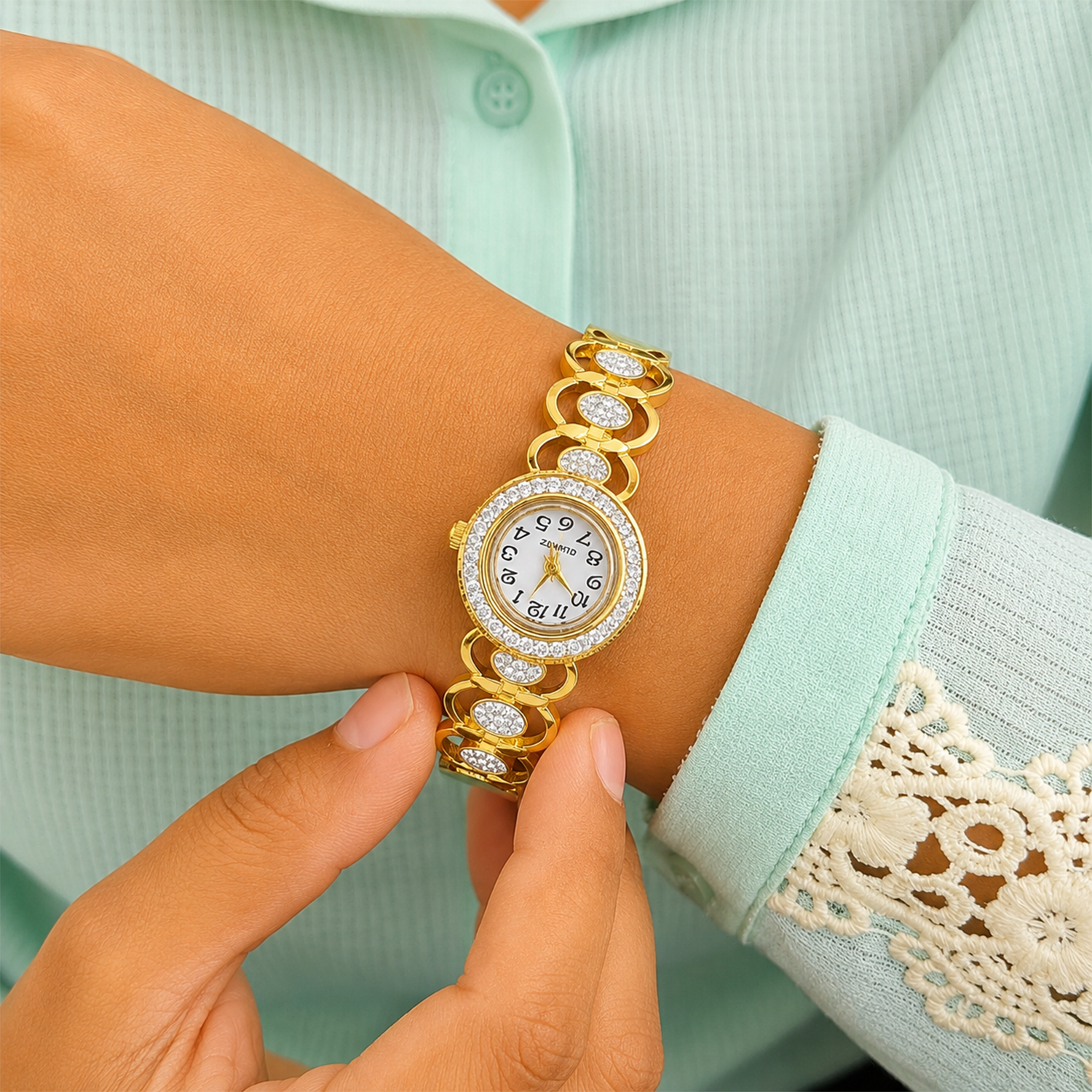 Heaven Interline AD Studded Wrist Band Bracelet Watch For Girls & Women