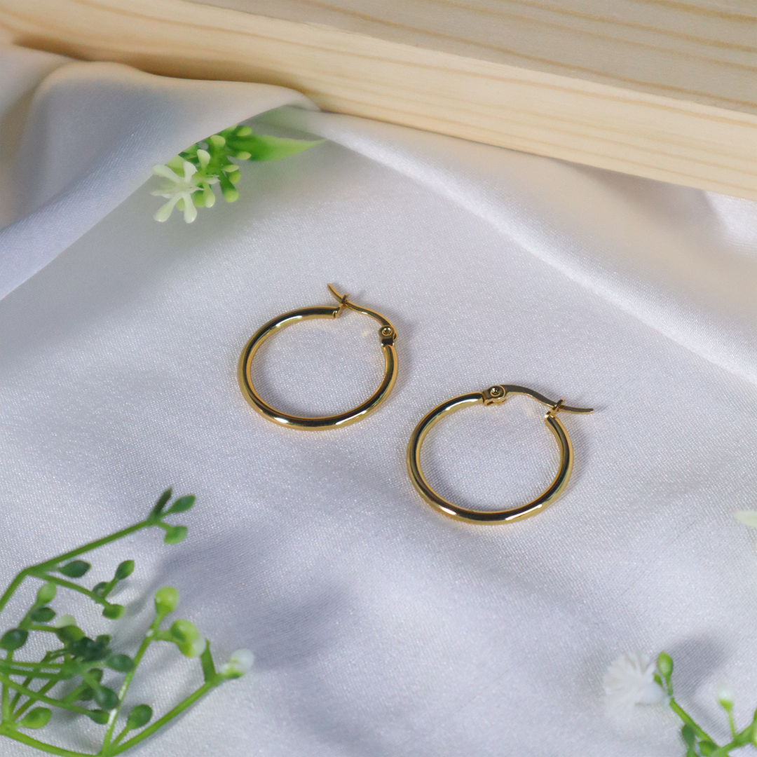 18K Gold Plated Classic Round Hoop Earrings