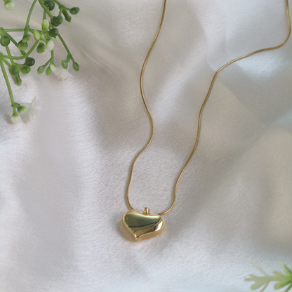 18K Gold Plated Reverie Heart Necklace ( Anti Tarnish )