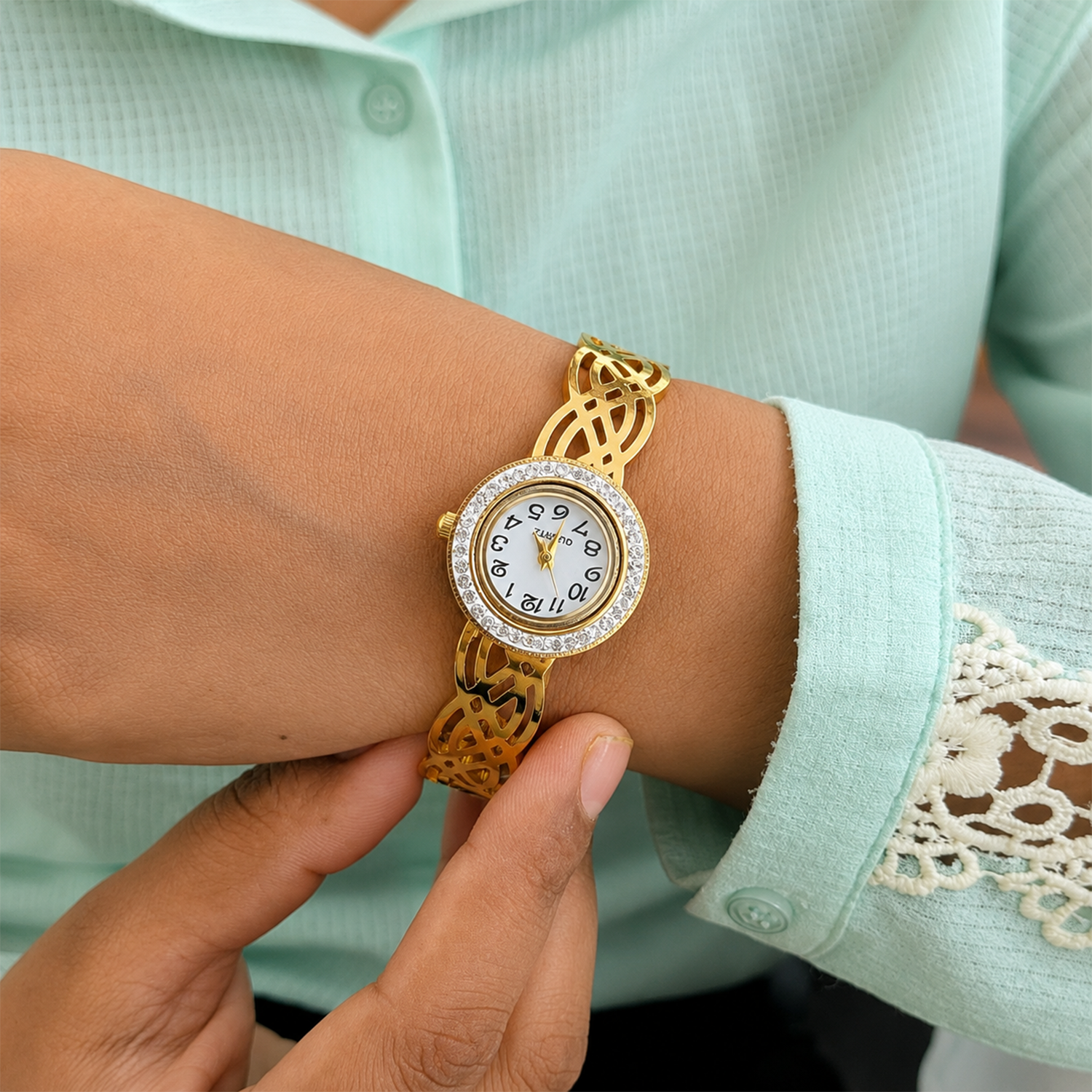 Traditional Intricate Bloom Design AD Studded Band Bracelet Watch For Girls & Women