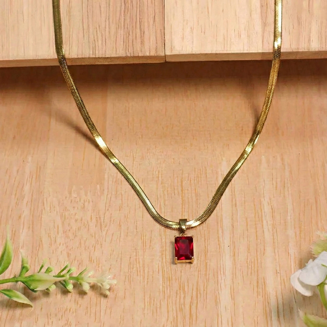 18k Gold Plated Stone Pendant Necklace (Anti Tarnish)