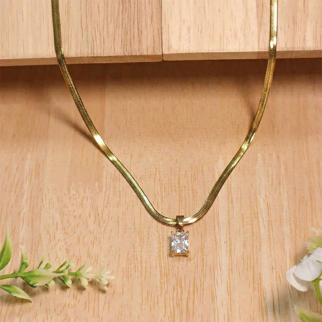 18k Gold Plated Stone Pendant Necklace (Anti Tarnish)