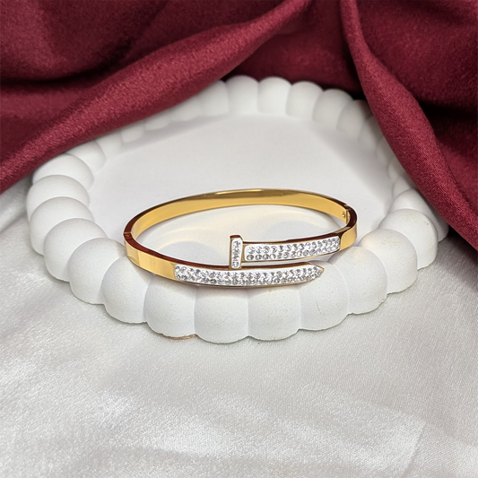 Scintillare Screw Cuff AD Stone Bracelet for Girls & Women
