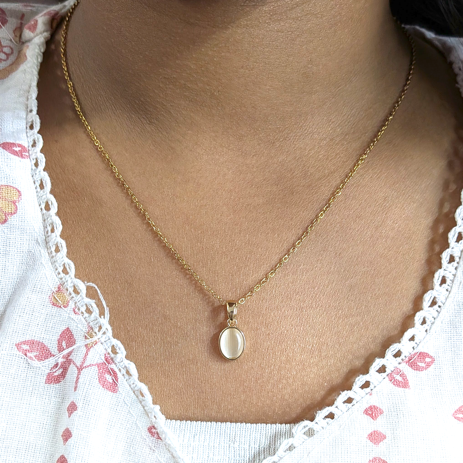 Pearl Bazel Pendant Necklace With Chain for Women & Girls