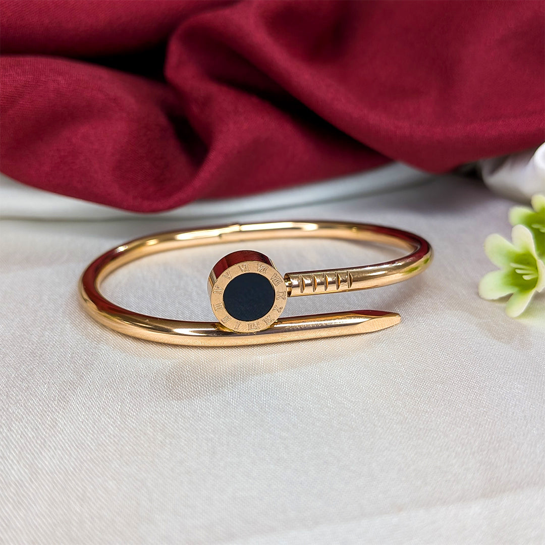 Elegant Nail Design Bracelet with Black Enamel Round Charm for Girls & Women