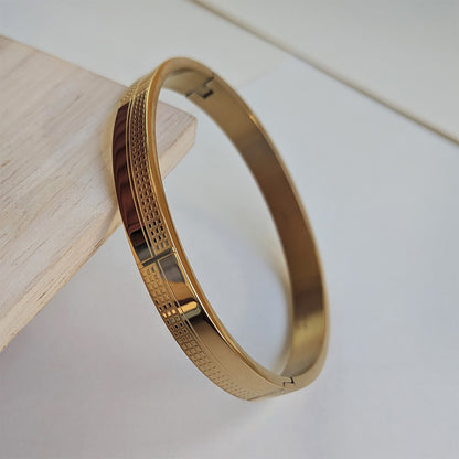 Gold Plated Luxury Grid Pattern Engraved Designer Stainless Steel Bracelet For Men