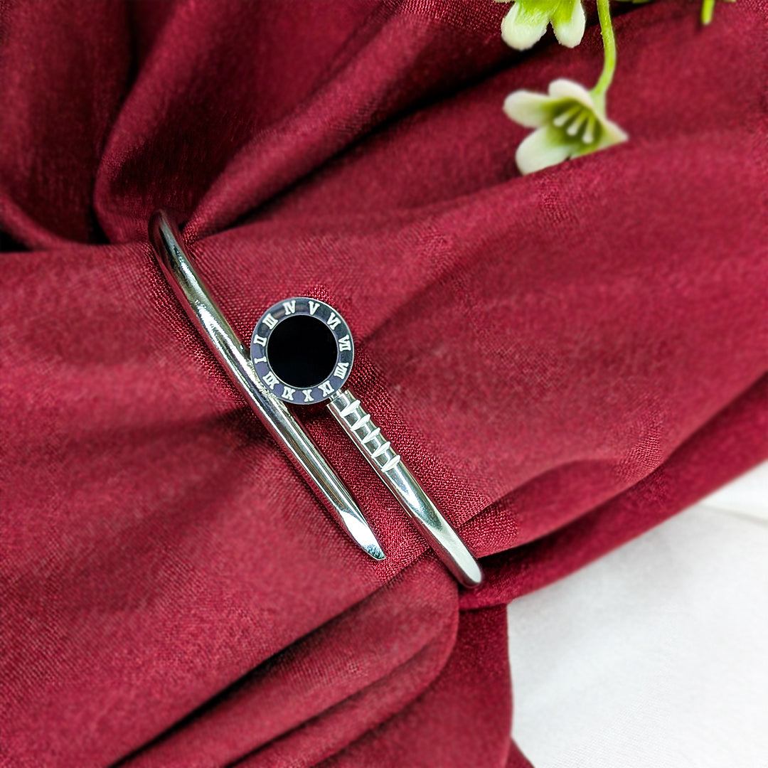 Elegant Nail Design Bracelet with Black Enamel Round Charm for Girls & Women