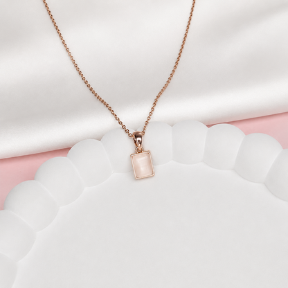 Engravable Locket Pendant With Chain for Women & Girls