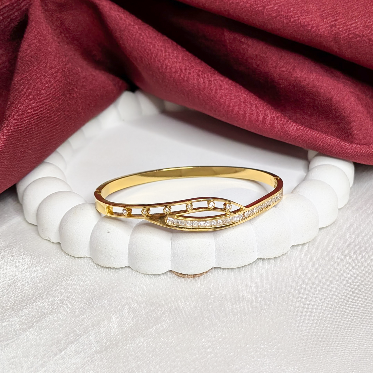 Delicate Twisted Cuff AD Stone Bracelet for Women & Girls