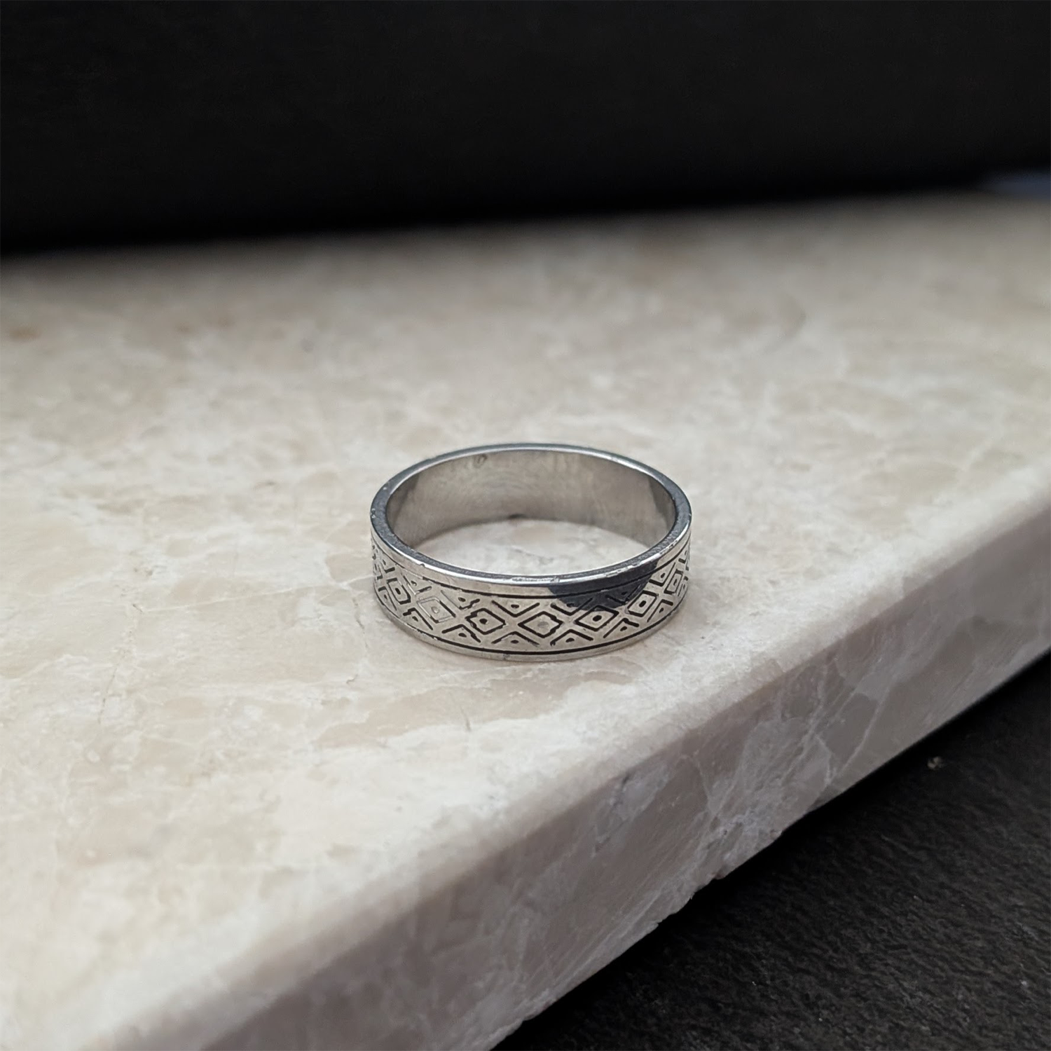 Geometric Celtic Weave Pattern Ring for Men & Women