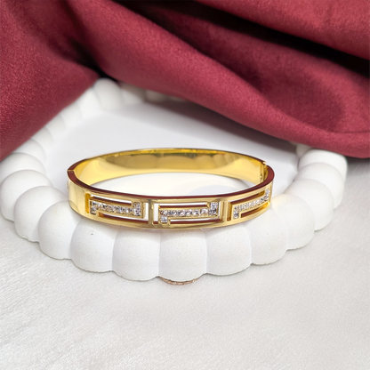 Fine Nail Design AD Stone Cuff Bracelet for Women & Girls