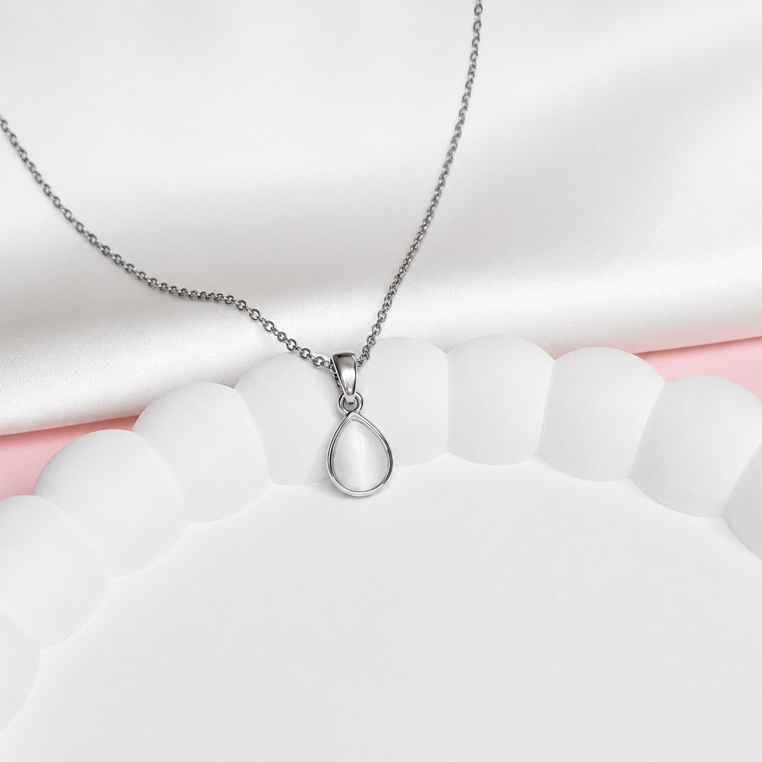 Pearl Bazel Pendant Necklace With Chain for Women & Girls